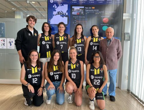 El equipo femenino del Bàsquet Club Esporles visita la sede de Grupo SAMPOL