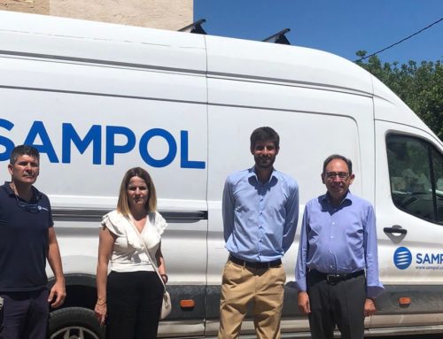 Cáritas recibe las bicicletas y patines de los empleados de SAMPOL